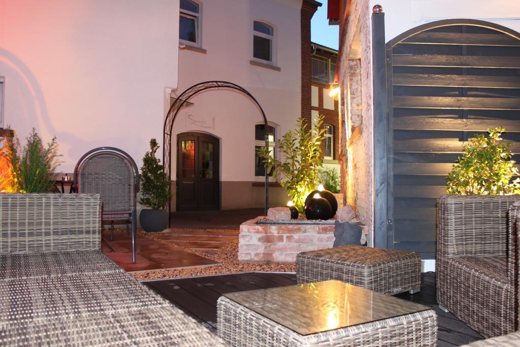 Zur Sonne "Gasthaus-Bar-Events" Poppenhausen Exterior foto