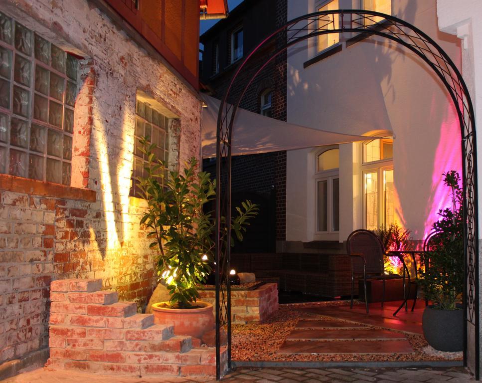 Zur Sonne "Gasthaus-Bar-Events" Poppenhausen Exterior foto